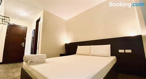 hotels in bajada davao city|RedDoorz @Traveler's Inn Bajada Davao .